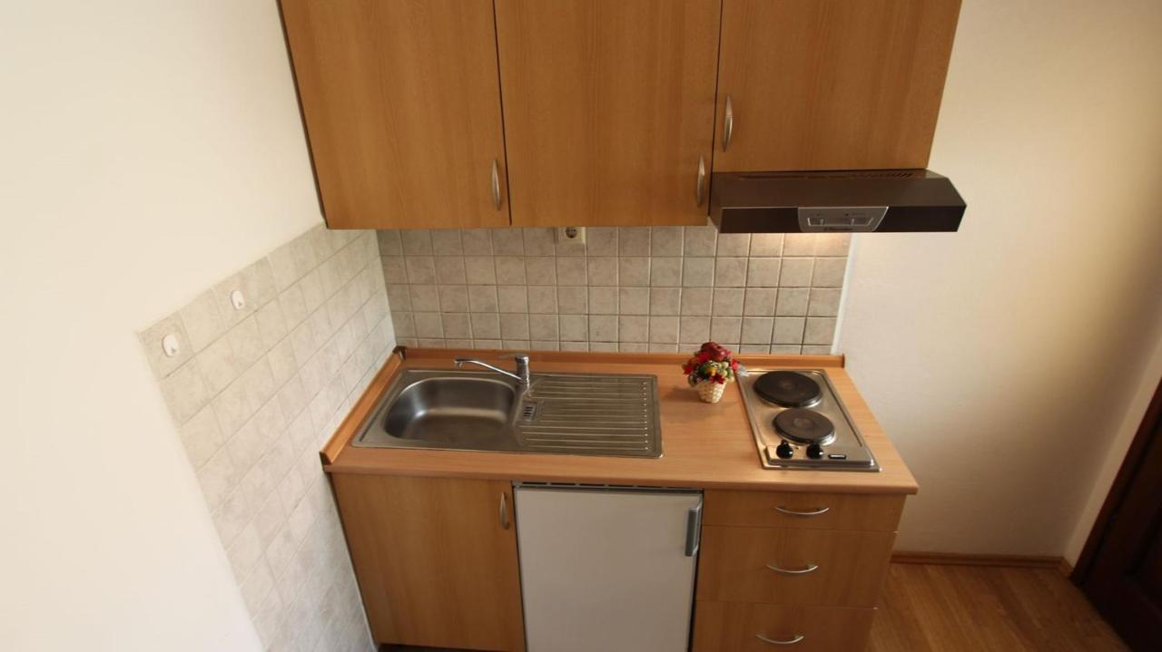Apartments Grzetic Malinska Kültér fotó