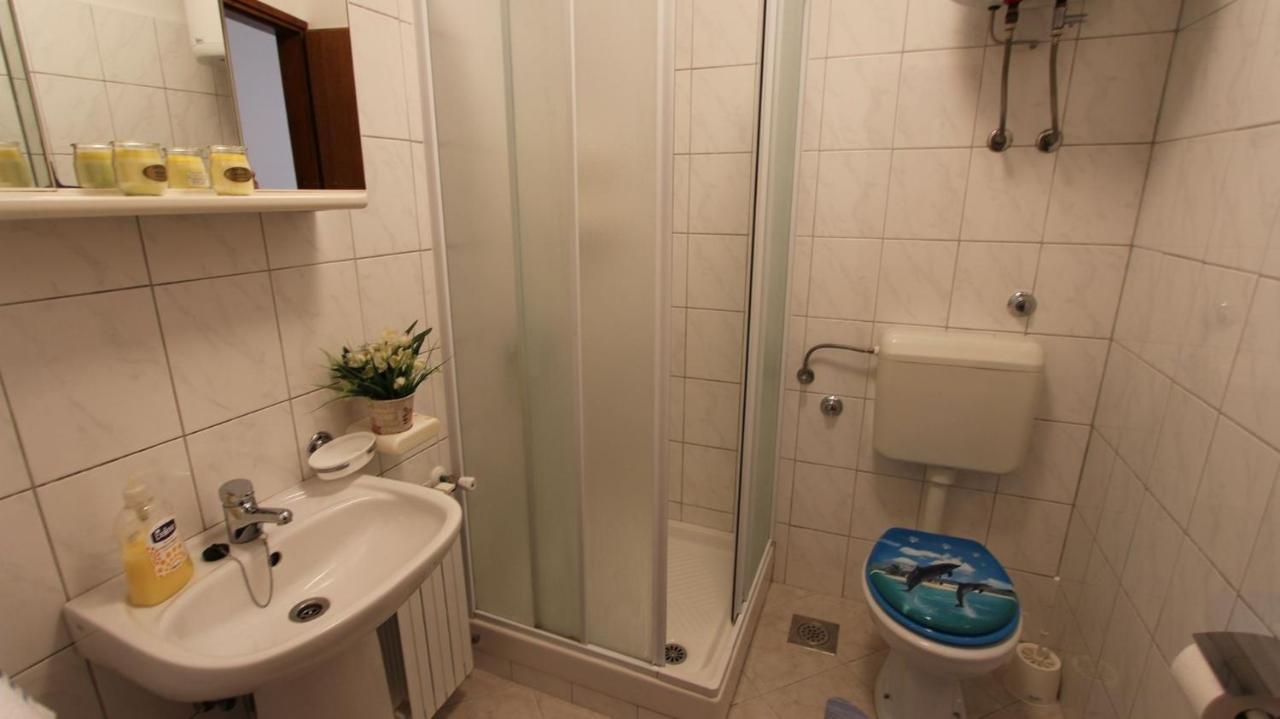 Apartments Grzetic Malinska Kültér fotó