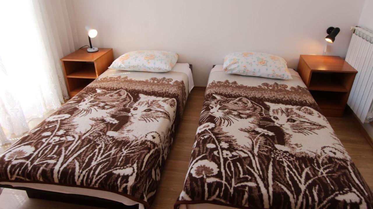 Apartments Grzetic Malinska Kültér fotó
