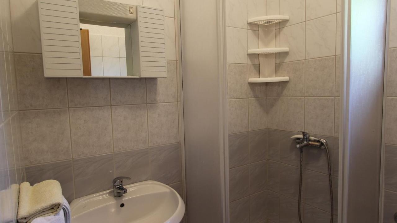 Apartments Grzetic Malinska Kültér fotó
